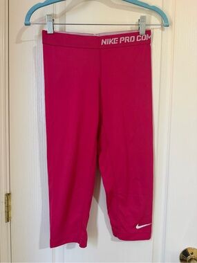 Nike Hot Pink Pro Capri Leggings